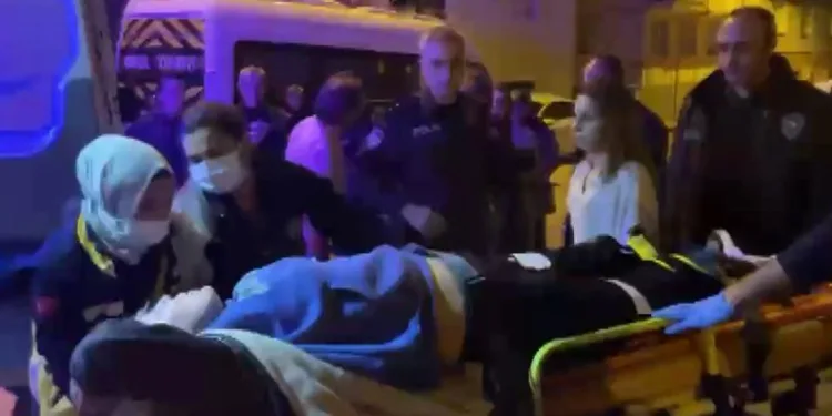 Bursa’da tartıştıkları kadını ayağından vurdular