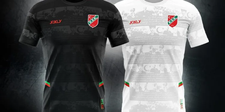Karşıyaka’dan 10 Kasım’a özel forma