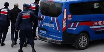 Bulgaristan sınırında polisi vuran şüpheliler adliyeye sevk edildi