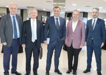 UİB üyelerine ihracatı geliştirme bilgilendirme toplantısı