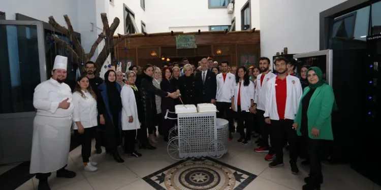 İnegöl Belediyesi öğretmenlerini unutmadı