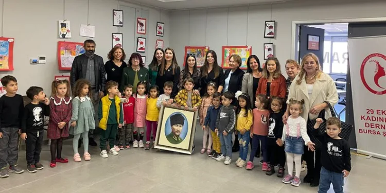 “Küçük Kalplerdeki Büyük Sevgi” sergisi
