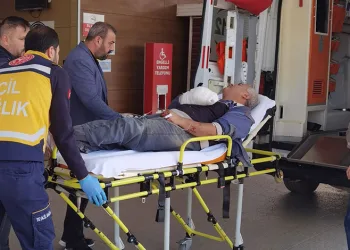 Bursa’da elini makineye kaptıran işçinin parmakları koptu