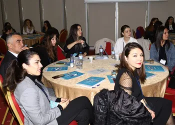 Çocukları sanata yönlendiren çalıştay