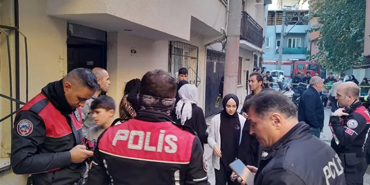 Bursa’da yemek yaparken yağın harlaması sonucu yandı