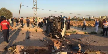 Mersin’de öğrenci servisi ile otomobil çarpıştı: 7 yaralı