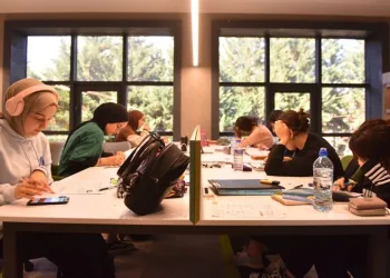 Yıldırım’ın ikinci uyumayan kütüphanesi sevildi