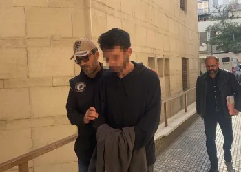 Feribotu kaçırıp bomba ihbarı yapan şahıs adliyeye sevk edildi