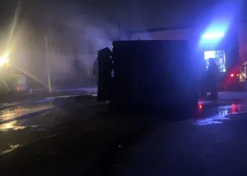 Bursa’da geri dönüşüm deposunda korkutan yangın