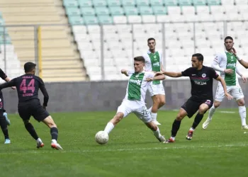 Bursaspor evinde kaybetti