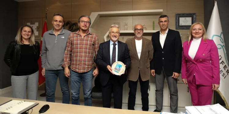 Veteran basketbolculardan Başkan Erdem’e teşekkür