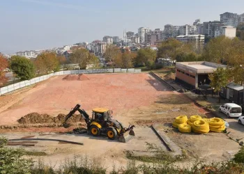 Yıldırım Belediyesi’nden iki halı saha daha