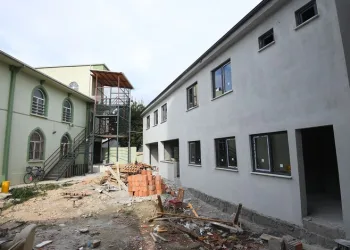 Adalet Camii’ne yeni hizmet binası