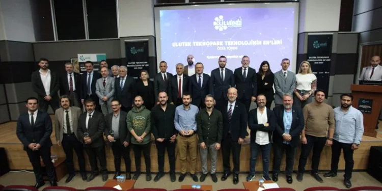 ULUTEK Teknolojinin En’lerini ödüllendirdi