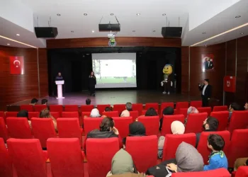 İnegöl’de temizlik hareketi eğiticilerin eğitimi ile başladı