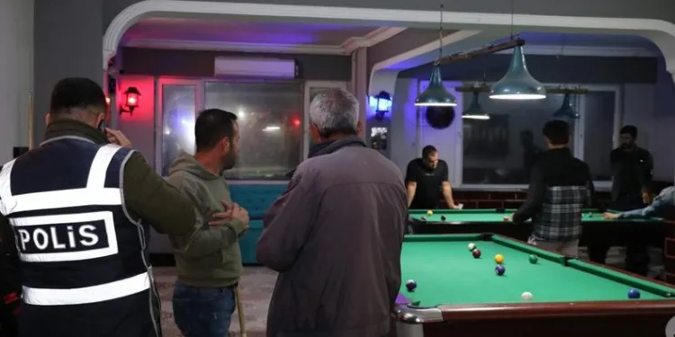 Yurt genelinde yasadışı bahis ve kumar uygulaması