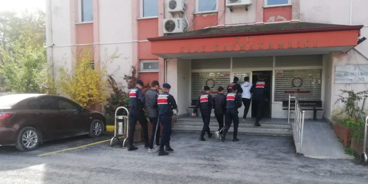 Kastamonu’da fındık ve ceviz çalan hırsızlar yakalandı