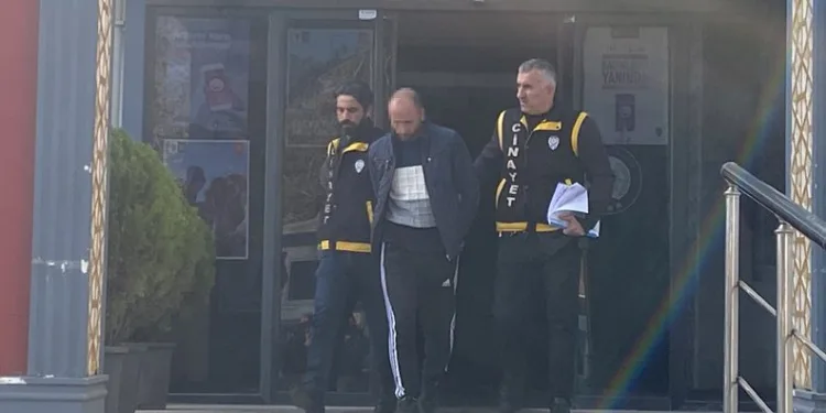 Bursa’da sahte içki zanlıları tutuklandı