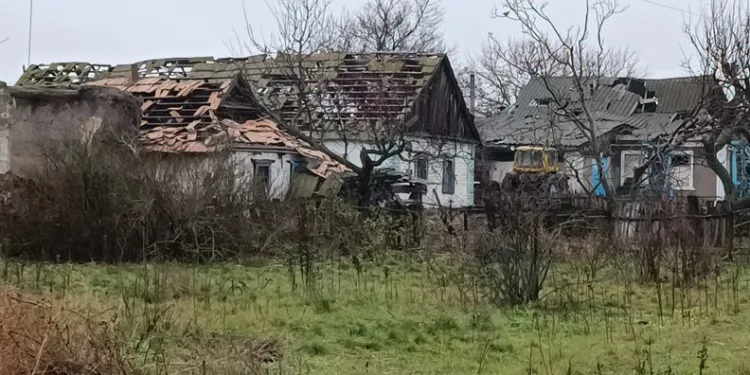 Rusya’nın çekildiği kasabadaki yıkım görüntülendi