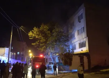 Bursa’da eşiyle tartışan adam evini ateşe verdi