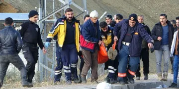 Silahla vurulmuş 3 kişi bulundu