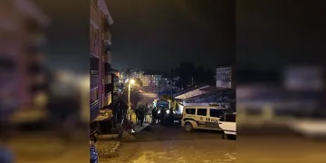 Otomobille çarpışan motosikletin sürücüsü yaralandı