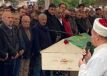 Pilot Hakan Köksal son yolculuğuna uğurlandı