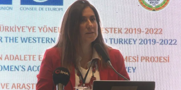 “Türkiye’de Kadınların Adalete Erişiminin Desteklenmesi”