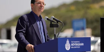 Ekrem İmamoğlu’na 2 yıl 7 ay 15 gün hapis cezası