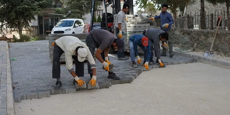 Gemlik’e 10 bin metrekare parke taşı