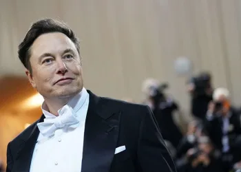 Elon Musk’tan gazetecilere tepki