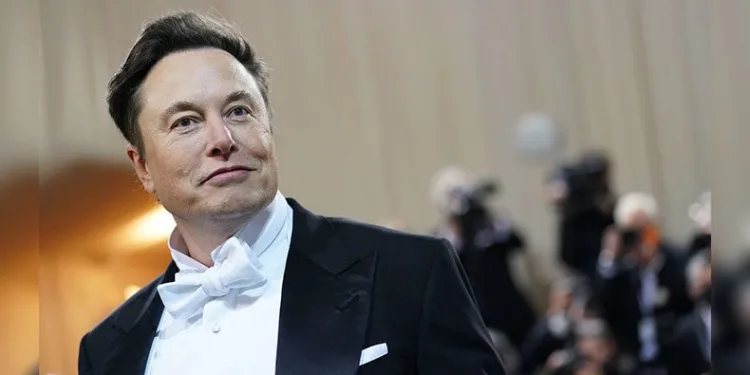 Elon Musk’tan gazetecilere tepki