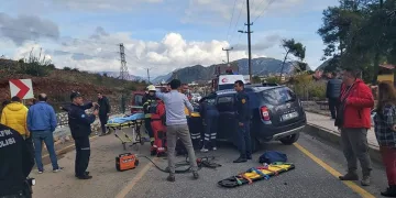 Muğla’da orman aracı ile otomobil çarpıştı