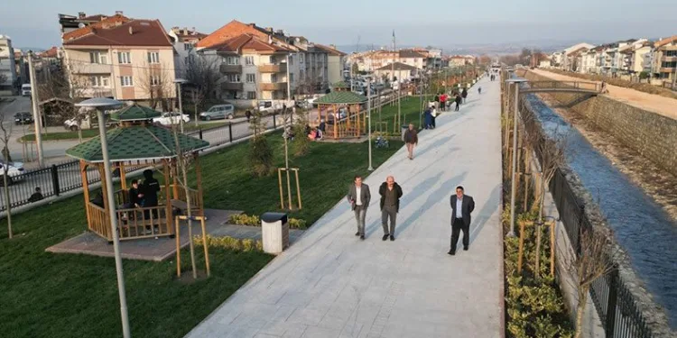 Kanal İnegöl, yoğun ilgi görüyor