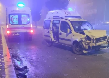 Konya’da yoğun sis kazaları beraberinde getirdi