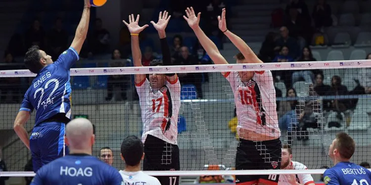 Bursa Büyükşehir Belediyespor İzmir’de