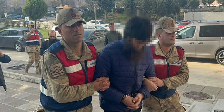 Kırmızı bültenle aranıyordu