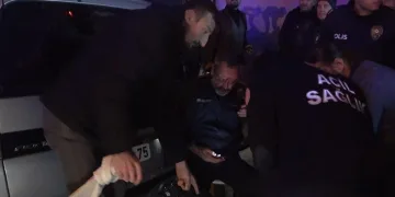Arkadaşını önce darp etti ardından silahla vurdu
