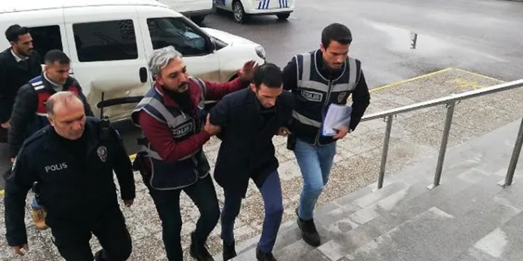 Kadınlara odunla saldıran şahıs tutuklandı