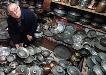 Bakır koleksiyoncusundan zamanda yolculuk