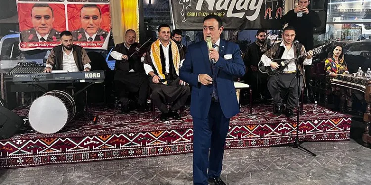 Bursalılar Mahmut Tuncer’le sıra gecesinde