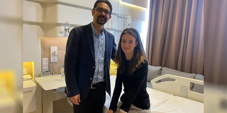 Böbreğinden 9 santimetre kitle çıktı