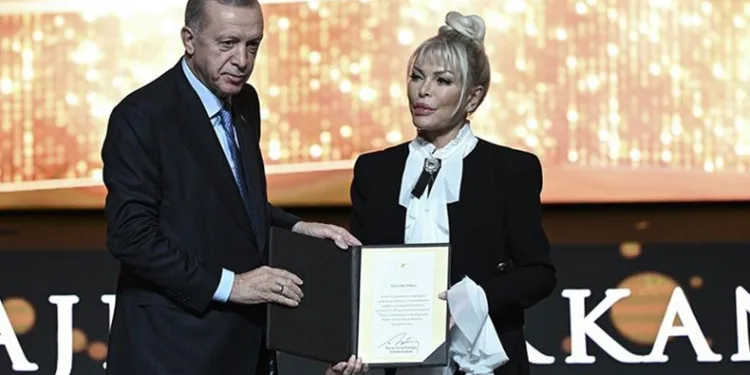 Ajda Pekkan’dan Büyük Ödülü açıklaması