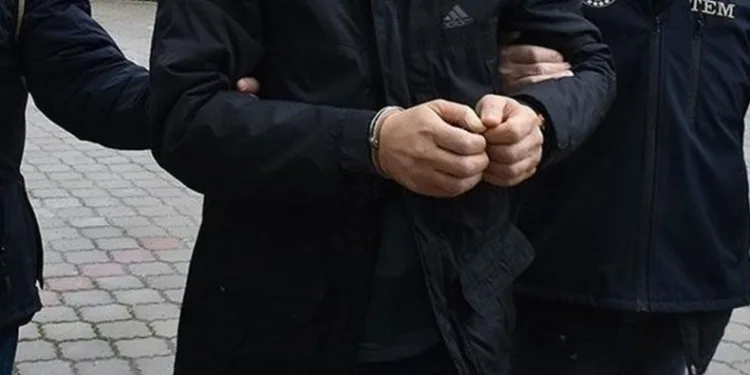 Karabük’te aranan 2 kişi yakalandı
