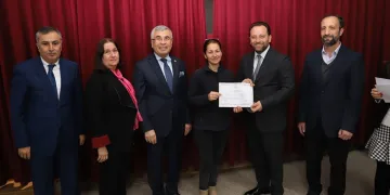 Bursa’da veliler sertifikalarını aldı