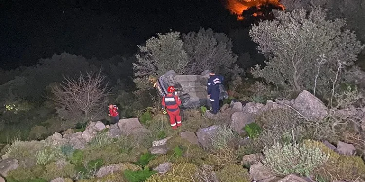 Muğla’da otomobil şarampole düştü