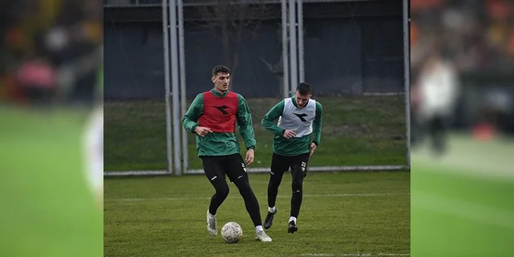 Bursaspor’da tempo artıyor