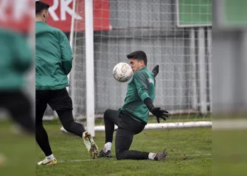 Bursaspor çift kale maç yaptı