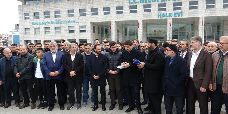 Bursa’da LGBTİ dayanışma merkezine tepkiler devam ediyor