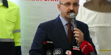 AK Partili Turan’dan Fransa değerlendirmesi